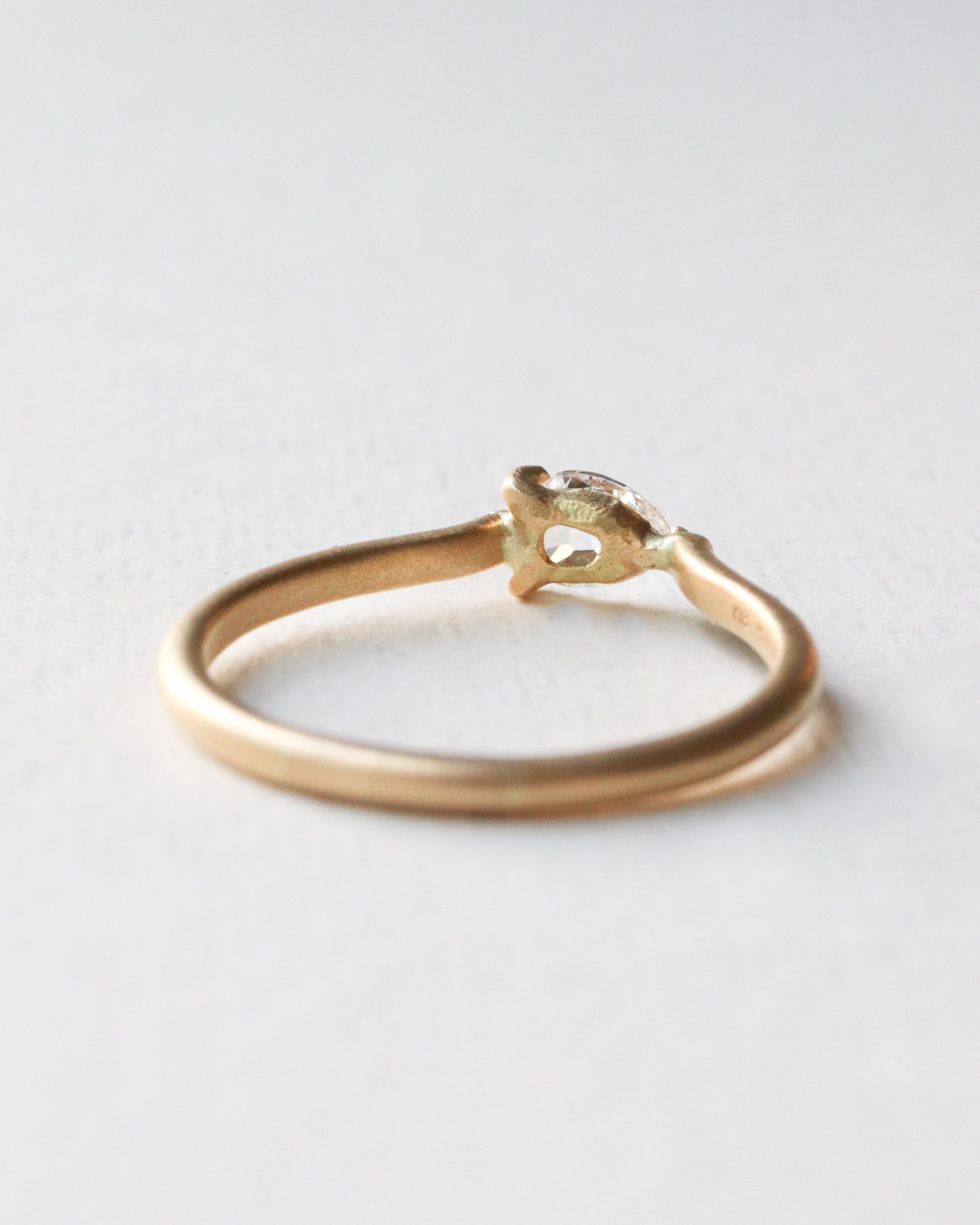 Prong Ring - Diamond -