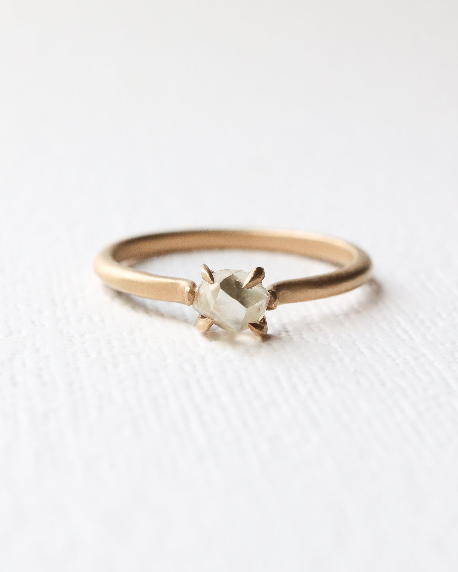 Prong Ring - Diamond -