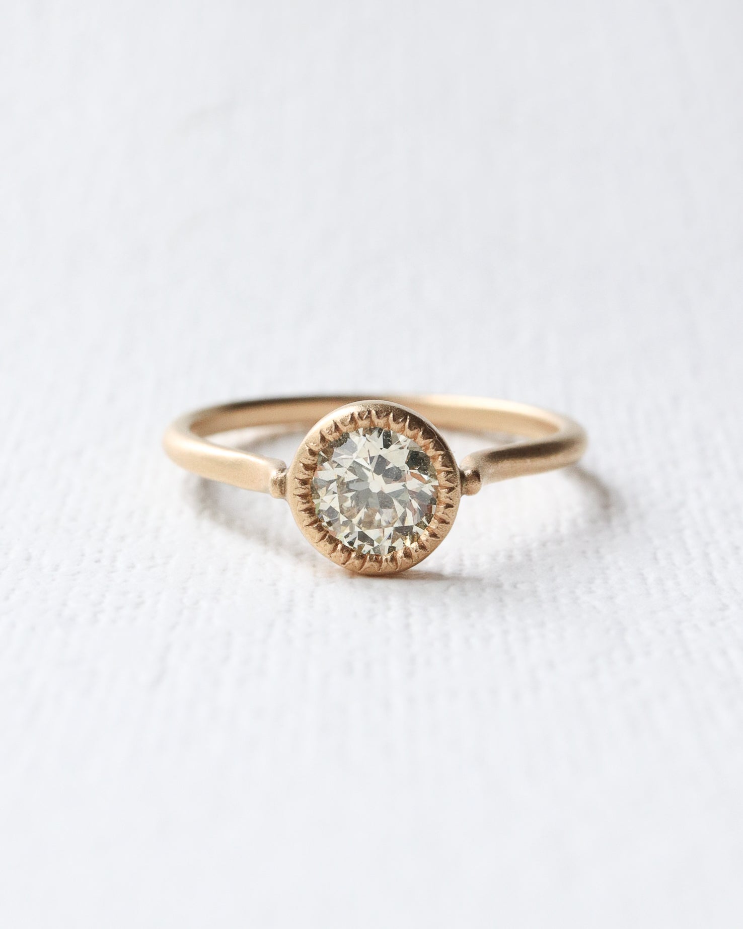 Milgrain Ring - Diamond -