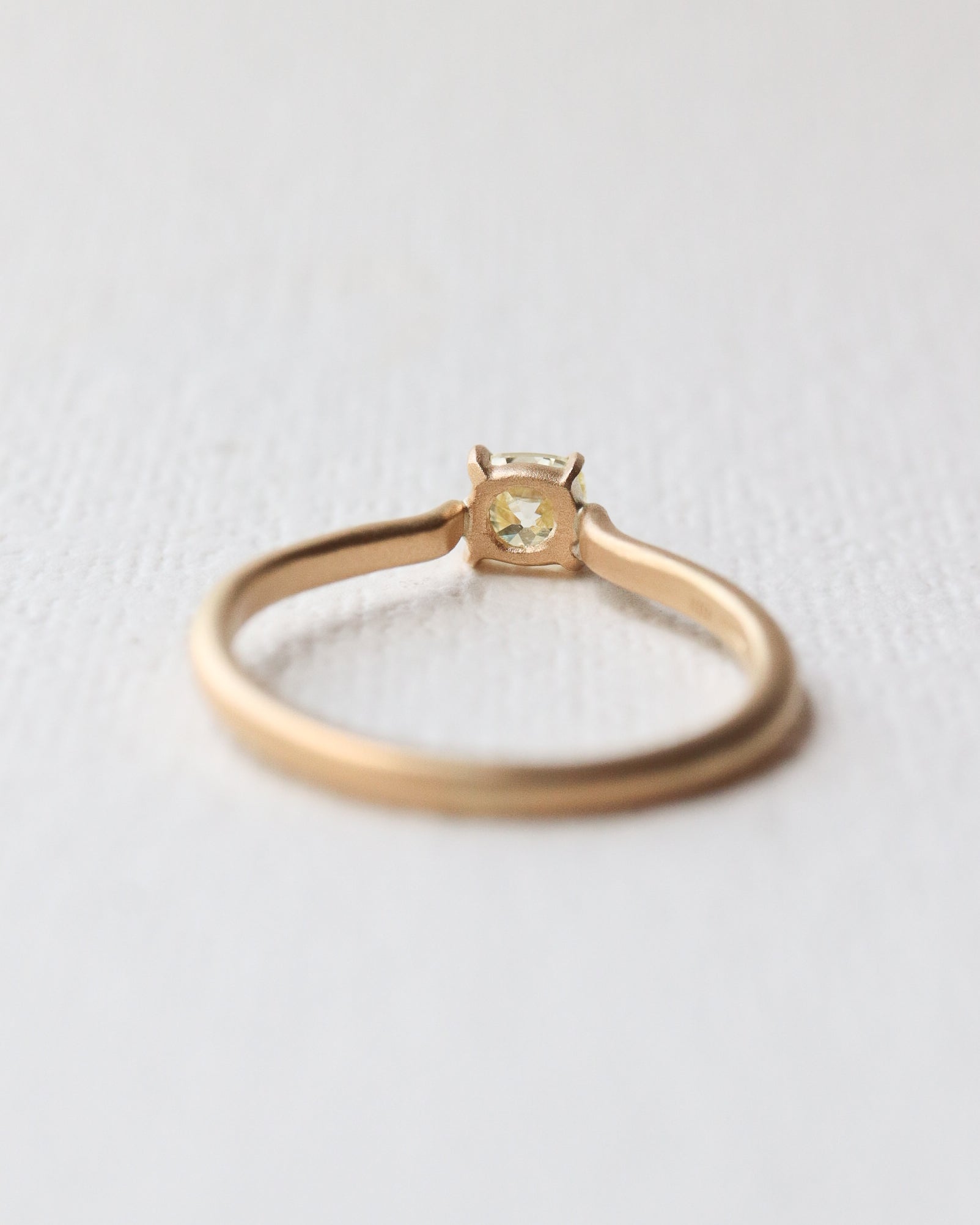 Prong Ring - Diamond -