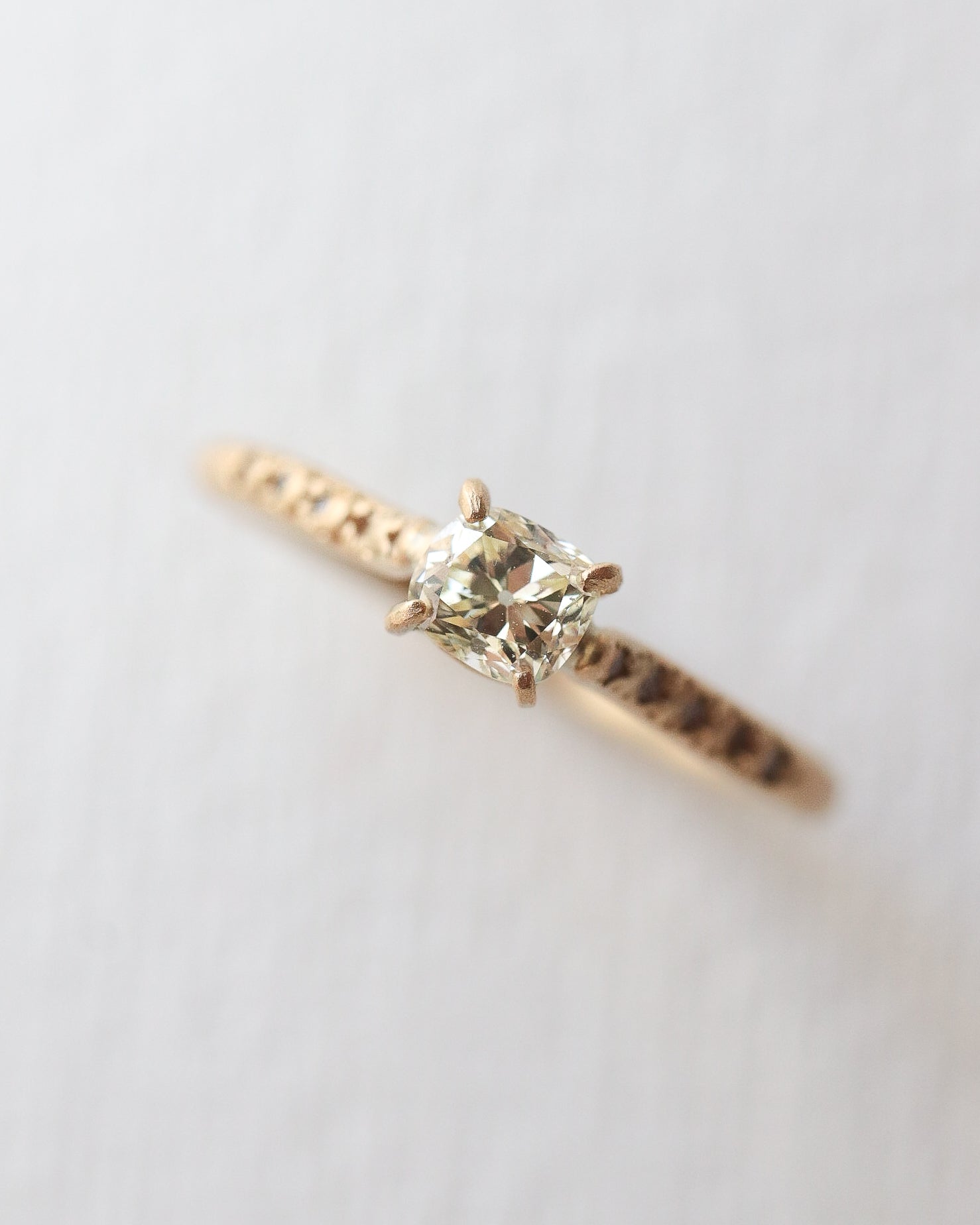 Prong Ring - Diamond -