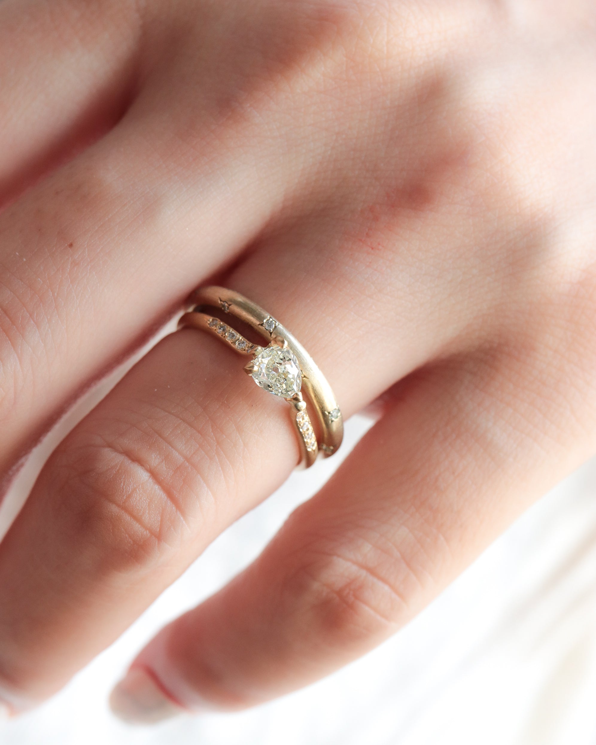 Prong Ring - Diamond -