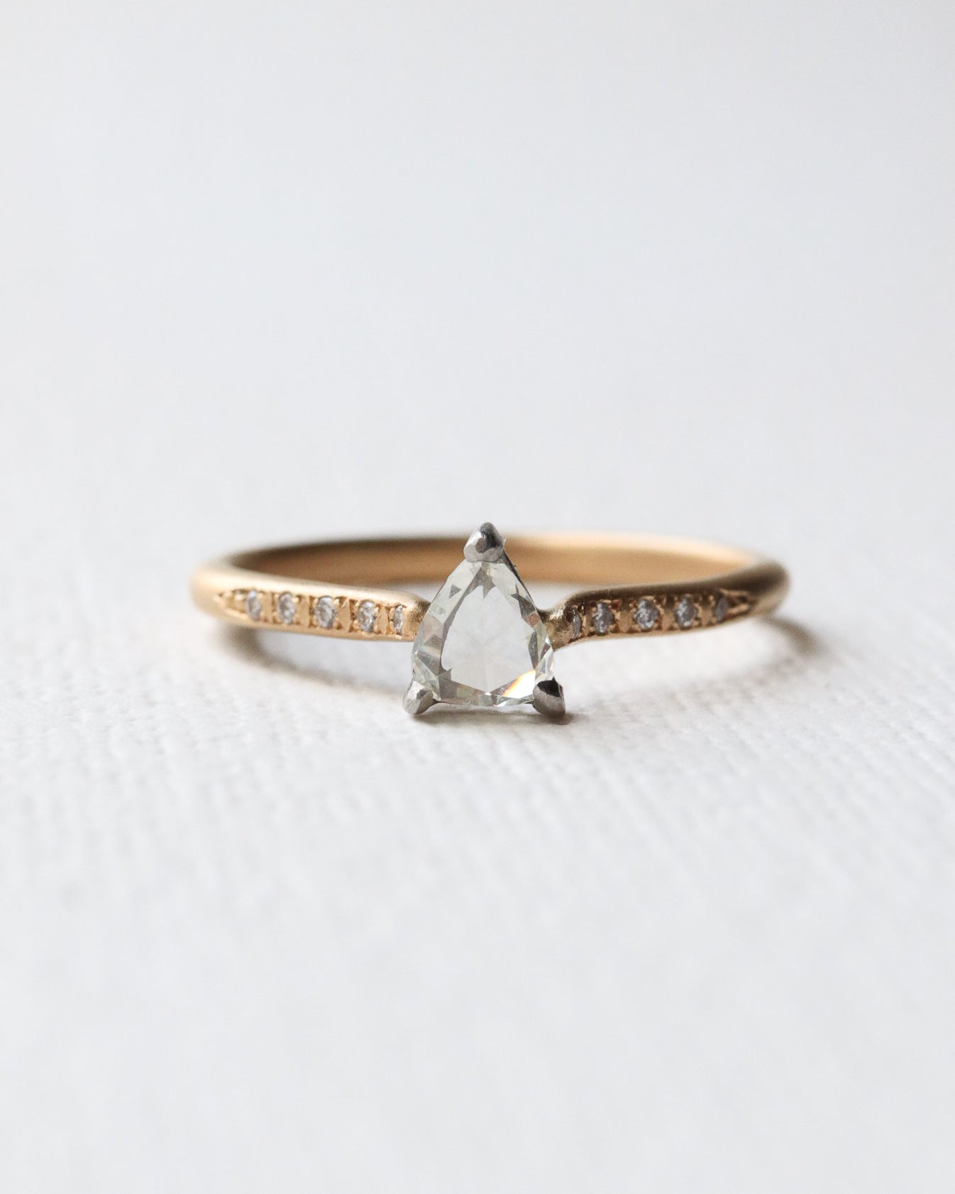 Prong Ring - Diamond -