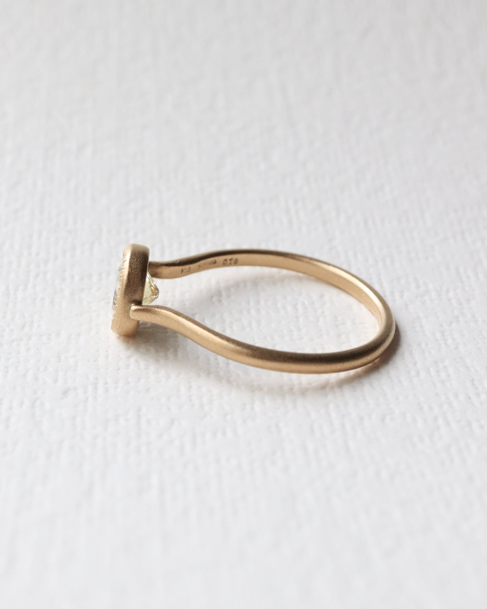 Milgrain Ring - Diamond -