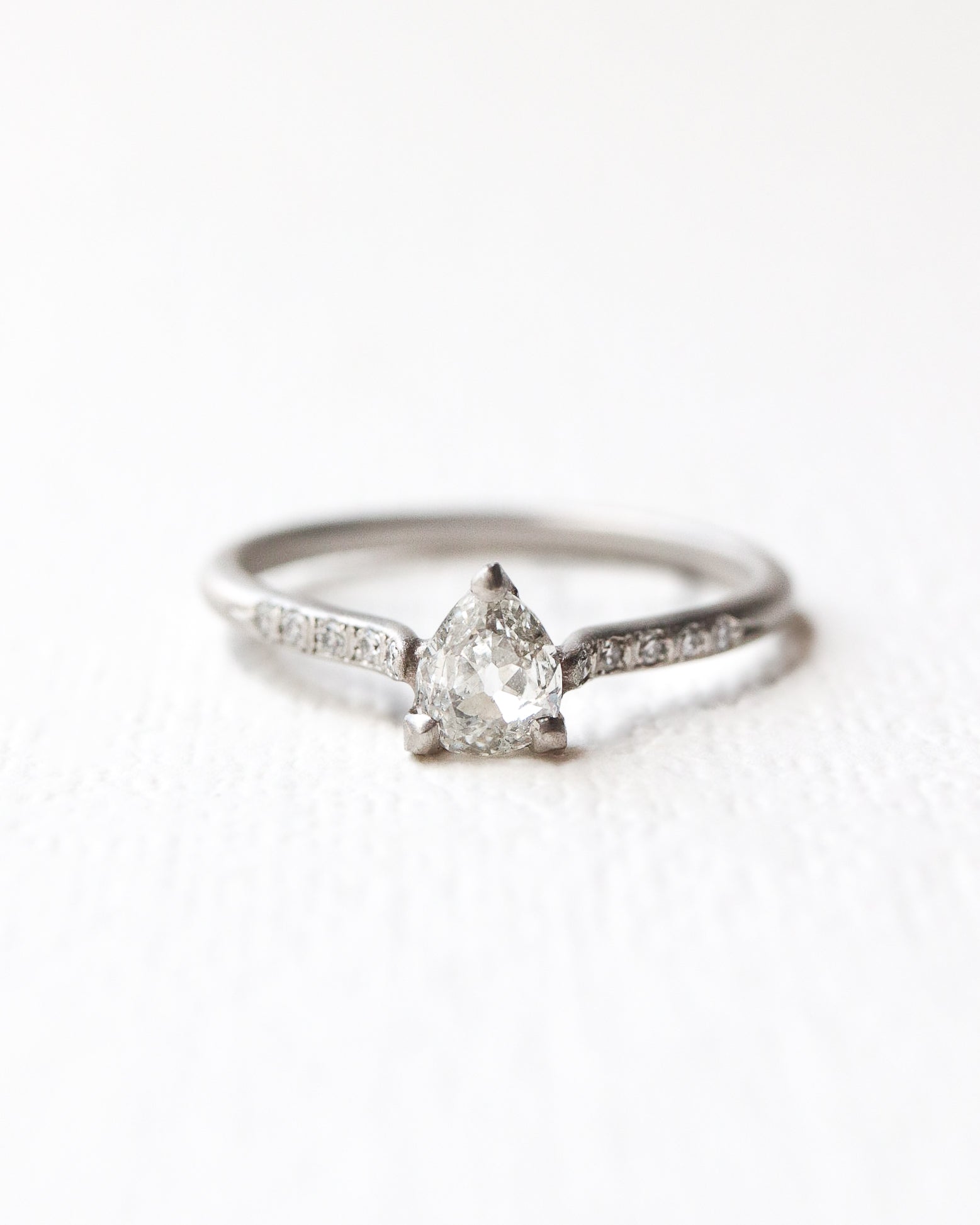 Prong Ring - Diamond -