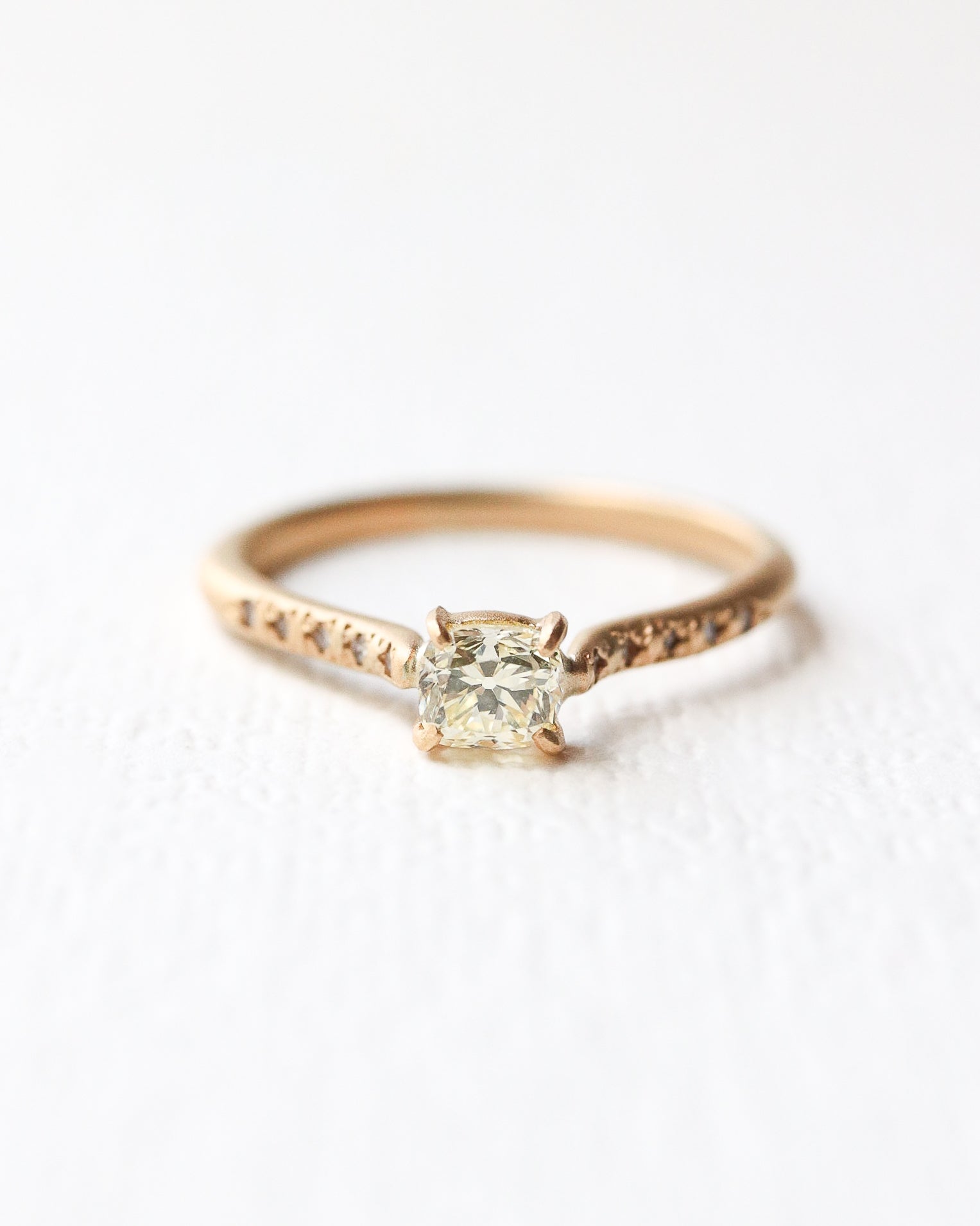 Prong Ring - Diamond -