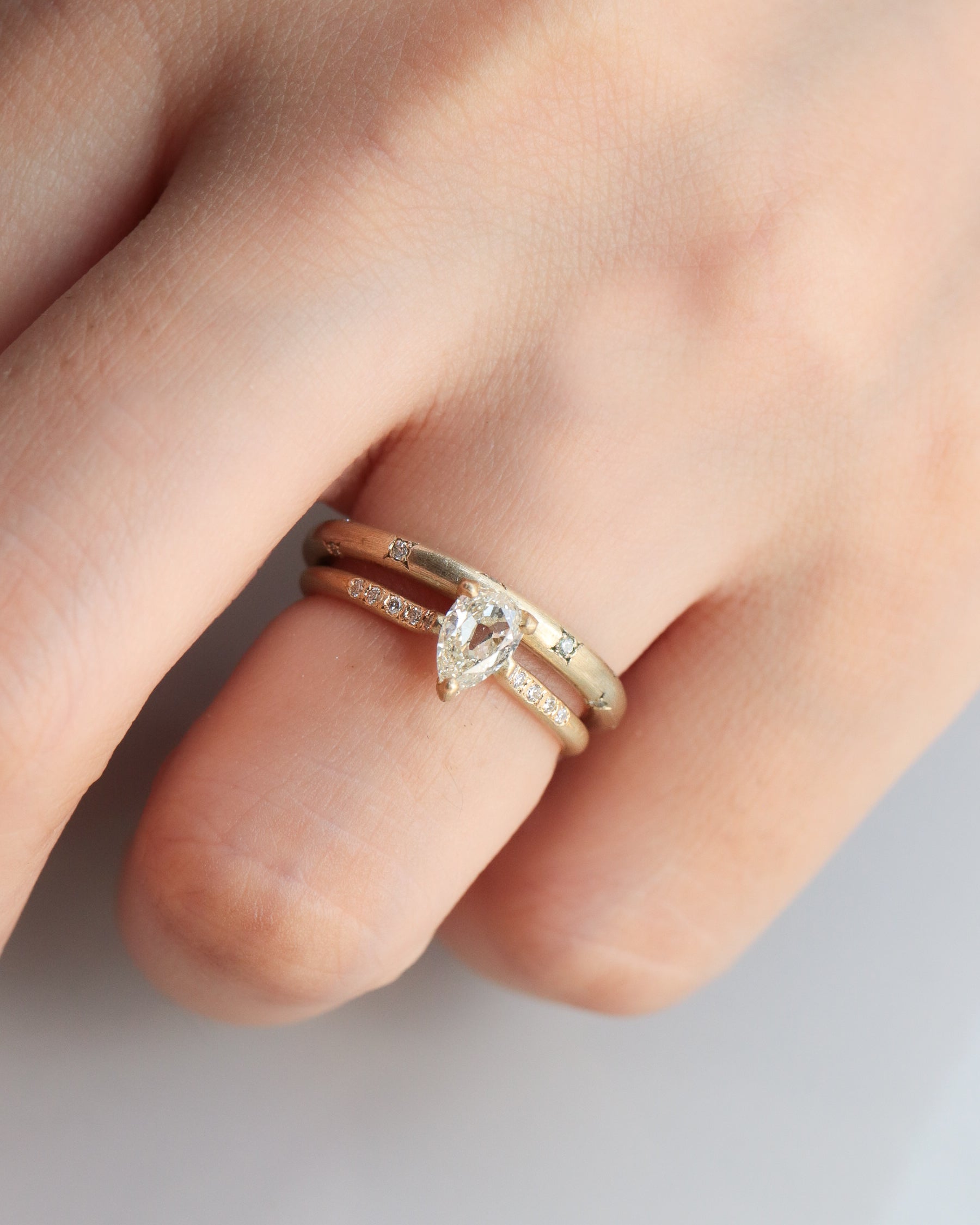 Prong Ring - Diamond -